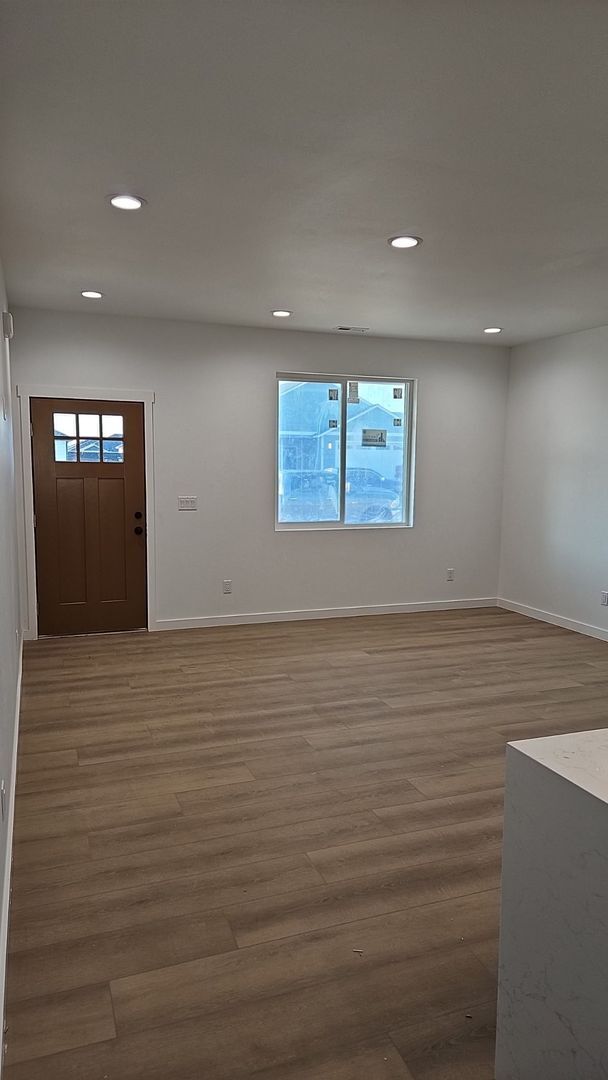 Foto del edificio - 910 5th Ave NE