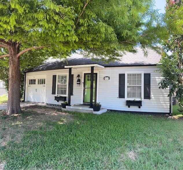 Photo - 4516 Pershing Ave House