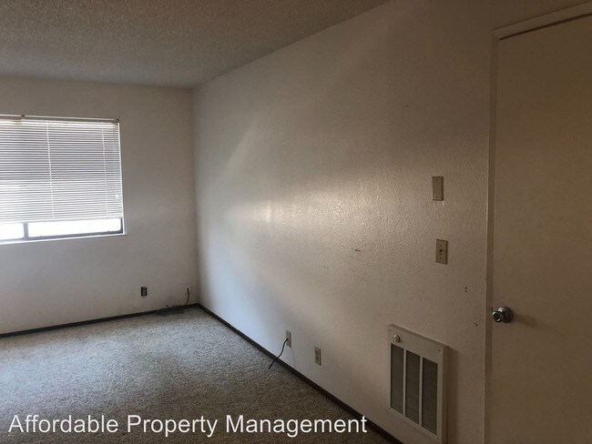 Building Photo - 25073 Copa Del Oro Dr