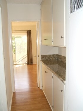 Interior Photo - 1706 Brockton Ave