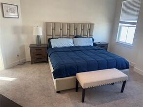 Building Photo - 1452 Shaded Rock Dr