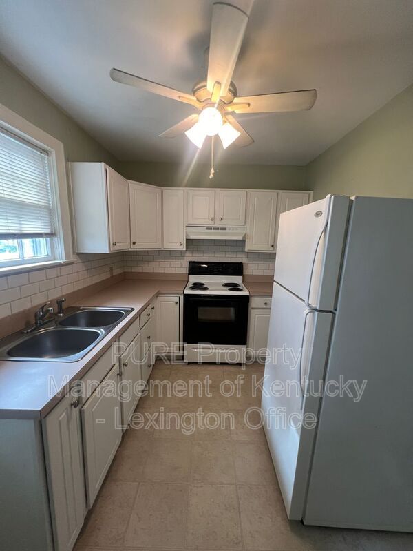 Foto del edificio - 106 Montgomery Ave