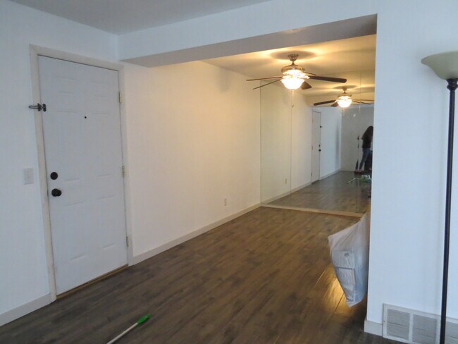 Building Photo - 5327 S 560 E