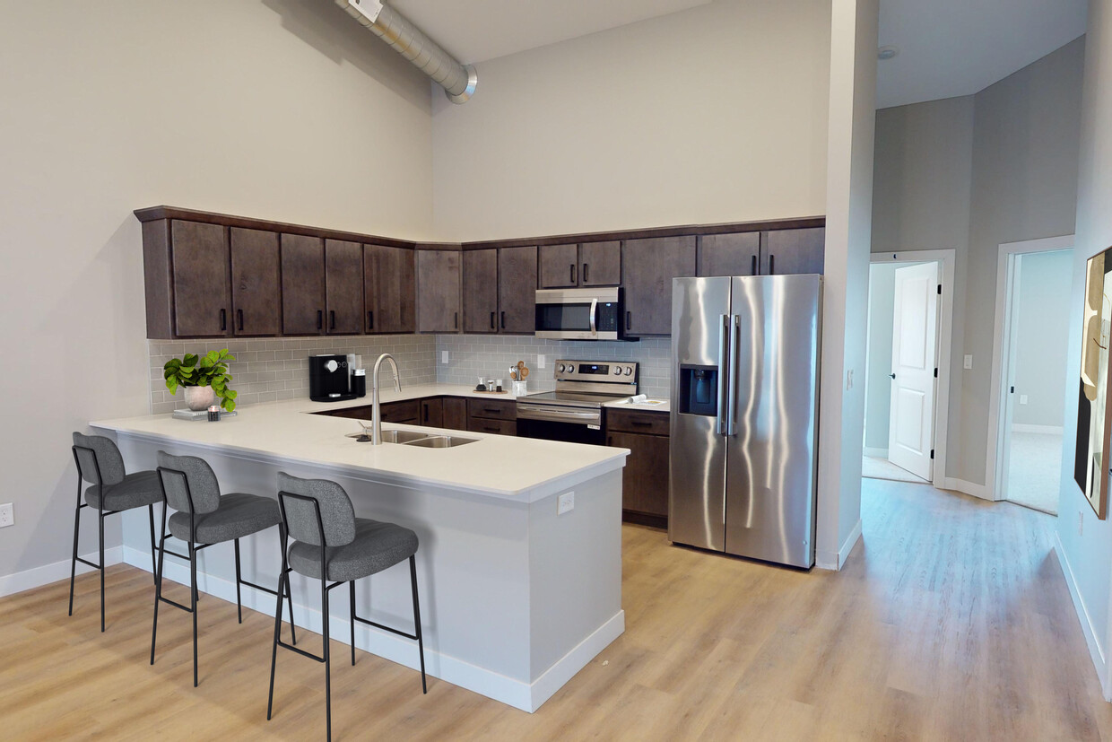 Foto principal - Independence Townhomes