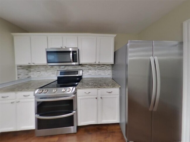 Building Photo - 104 Druse Ln