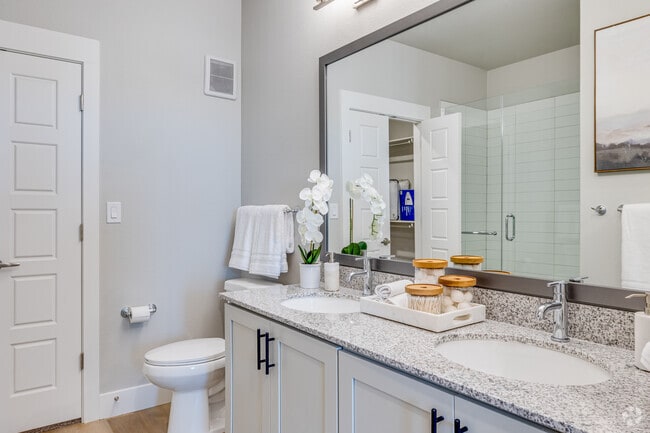 2BR, 2BA - 1,065SF - Mera Goodyear 55+ Active Adult