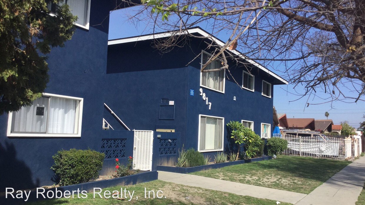 Primary Photo - 9817 San Gabriel Ave