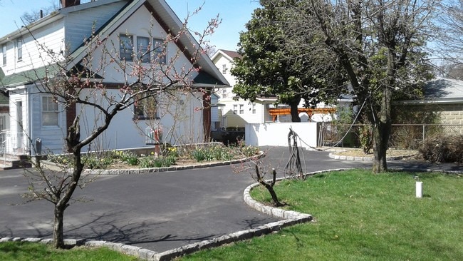 Backyard - 70 Ridgewood Ave