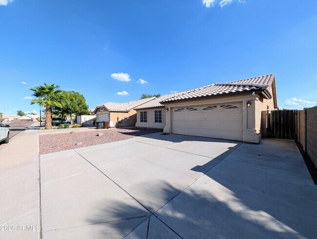 Foto del edificio - 8639 W Fullam St