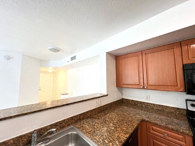 Foto del interior - Welcome to Your Ideal Home in North Miami's Gated Community