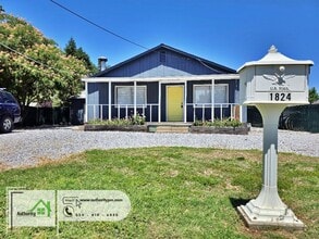 Building Photo - 1824 Heller Ln