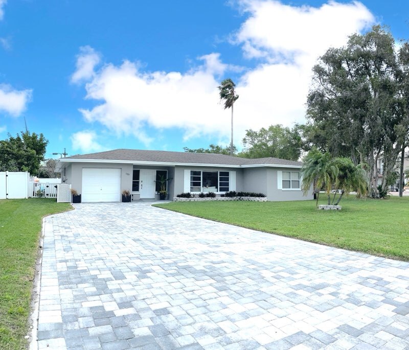 125 9th St, Belleair Beach, FL 33786 House Rental in Belleair Beach
