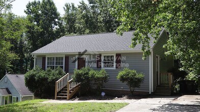 Building Photo - 2107 Collier Rd