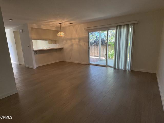 Foto del edificio - 2431 Bayshore Ave