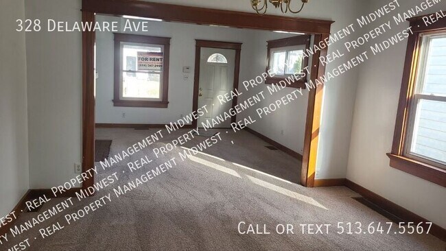 Building Photo - 328 Delaware Ave