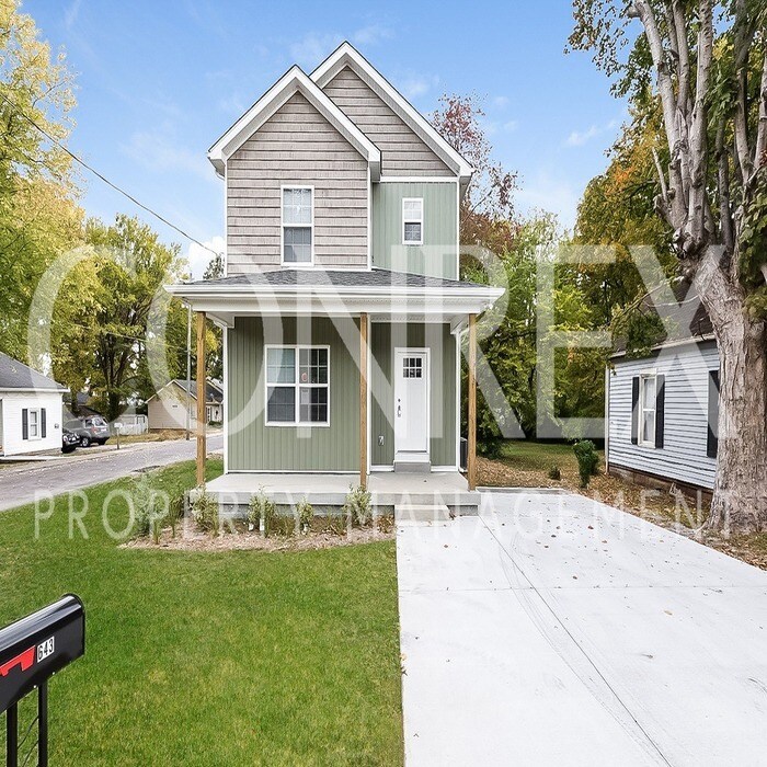 Primary Photo - Newly Built 3 Bedroom Home with Great Loca...