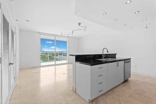 Foto del edificio - 1401 SW 22nd St