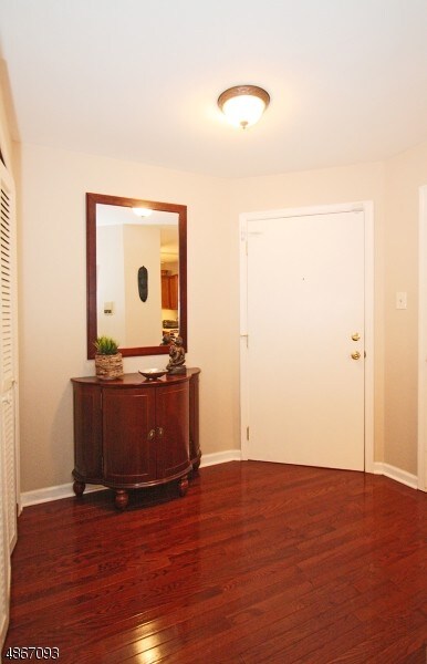 Foto del edificio - 35 Spruce Ct