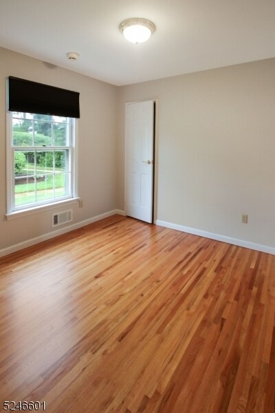 Foto del edificio - 84 Sweet Briar Dr