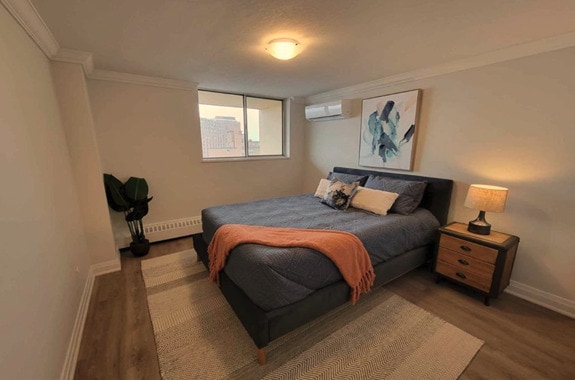 Building Photo - 387 E 42nd St