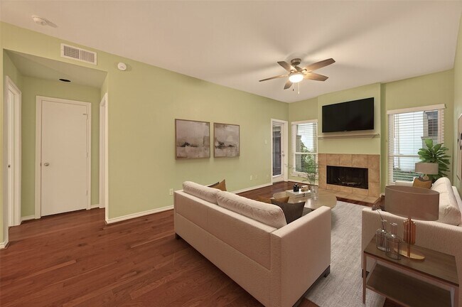 Building Photo - 10053 Westpark Dr