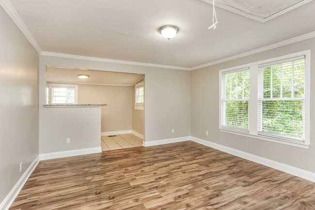 Building Photo - 500 Oak Branch Ct