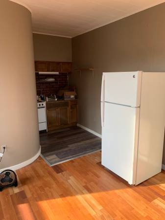 Foto del edificio - 2883 W Liberty Ave