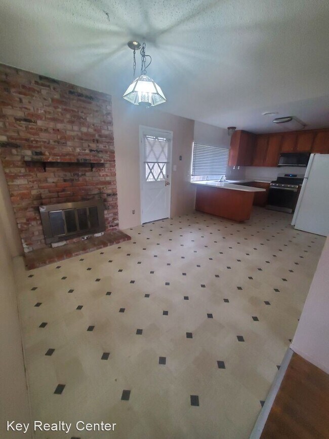 Foto del edificio - 3 br, 2 bath House - 5919 Valley Glen Way