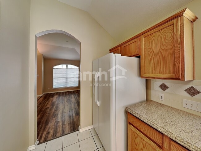 Building Photo - 8323 Copperside