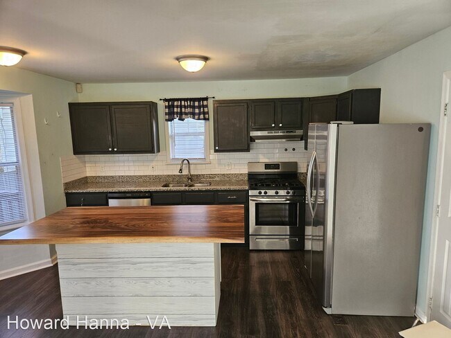 Building Photo - 4 br, 2.5 bath House - 1414 W. 38th Street