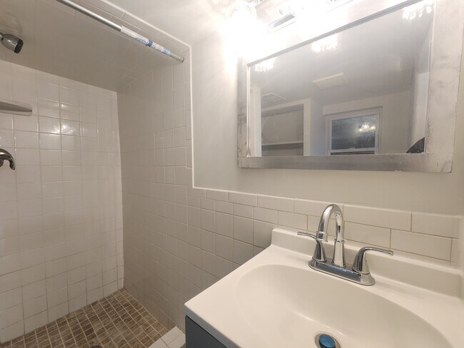 Foto del edificio - 6384 Lincolnia Rd