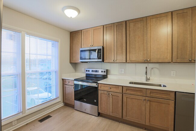 Foto del edificio - 3 Bedroom Rosedale MD