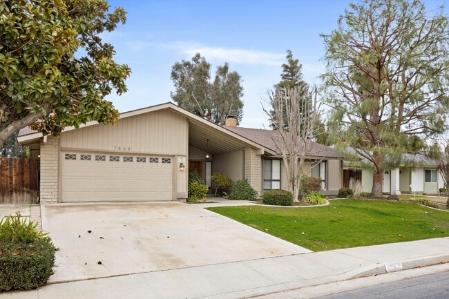 Building Photo - 7808 Selkirk Dr