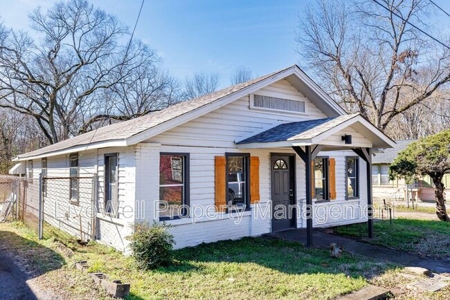 Building Photo - 2212 20th St N