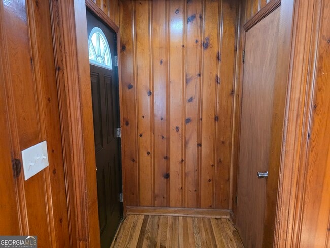 Foto del edificio - 8 Ronnie Ave