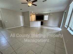 Building Photo - 1876 Leather Fern Dr