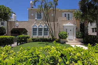 Building Photo - 211 Seaspray Ave