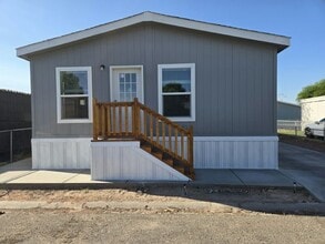 Building Photo - 3401 N Walnut Rd