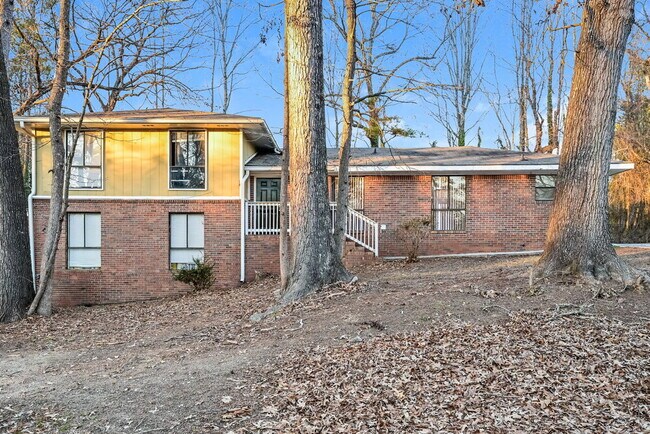 Foto del edificio - 9050 Spillers Dr SW