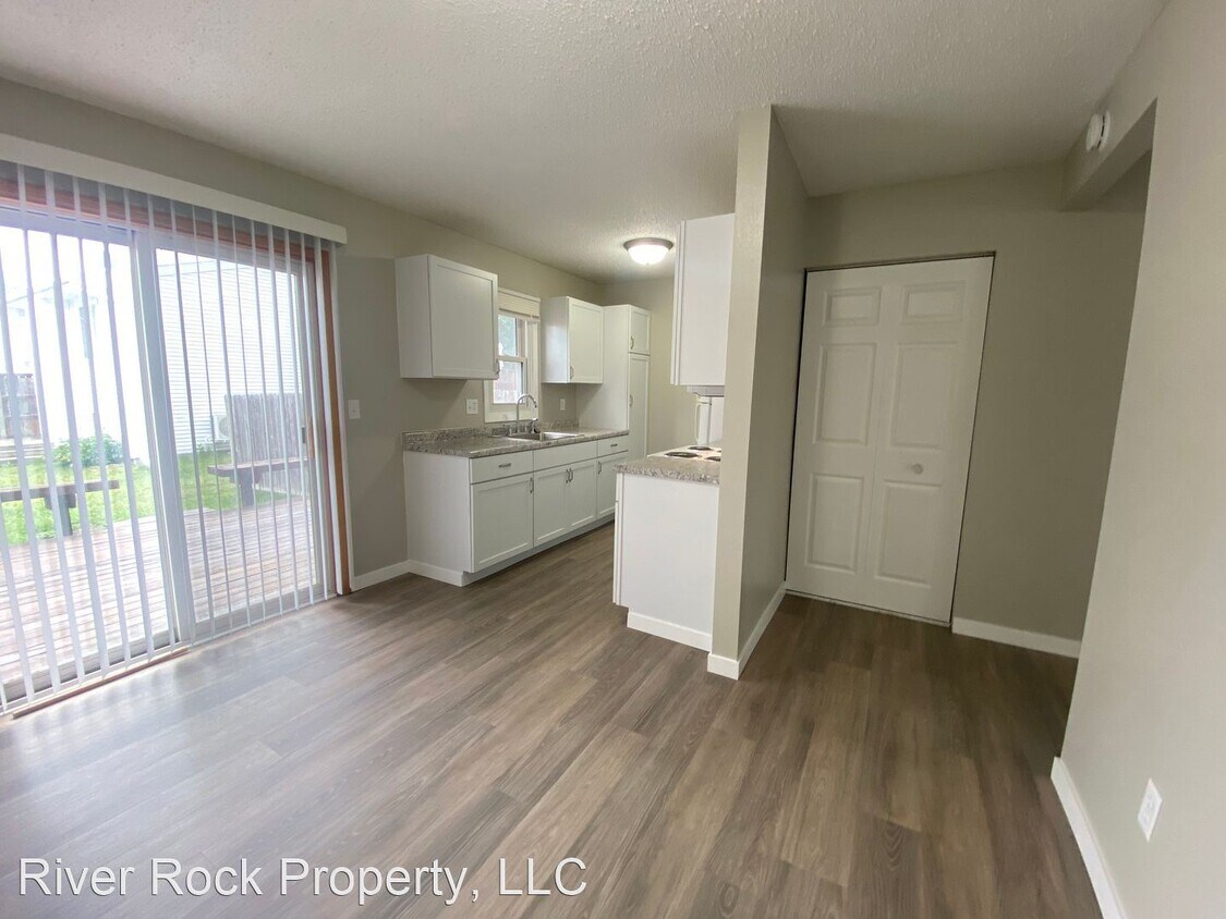 Primary Photo - 3 br, 1 bath House - 2191 4th Ave E