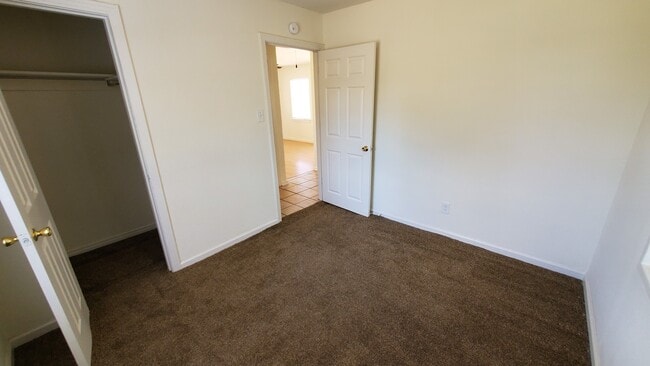 Building Photo - 3-2 in Southlawn!