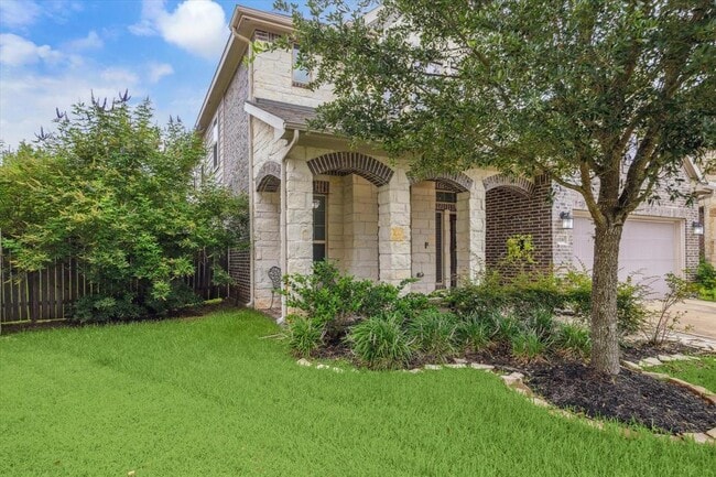 Building Photo - 1539 Giles Dr