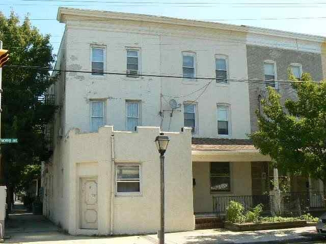Primary Photo - 129 N Morris Ave