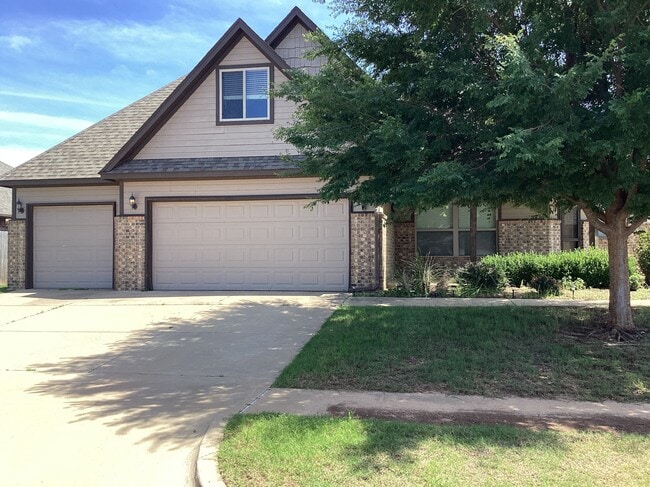 Building Photo - 11312 NW 104th St