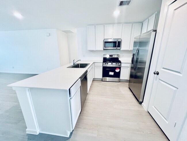 Foto del edificio - 3090 Mallorca Dr