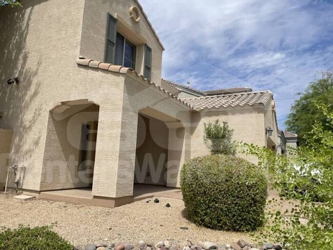 Building Photo - North Phoenix 4bed 2.5ba 2car POOL Oasis