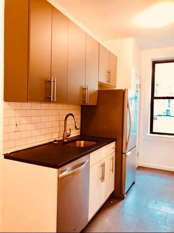 Foto del edificio - 429 Sterling Place