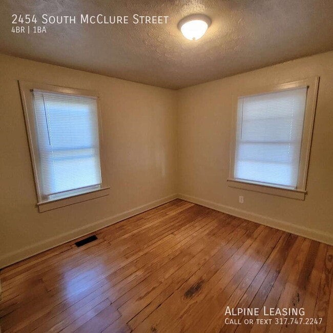 Building Photo - 2454 S McClure St