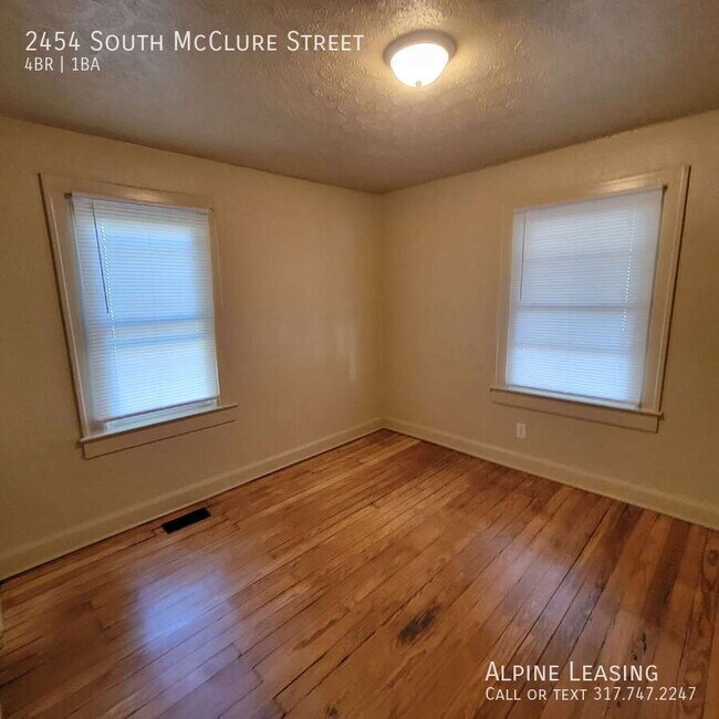 Foto del edificio - 2454 S McClure St