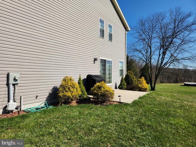 Building Photo - 26 Heffner Ln